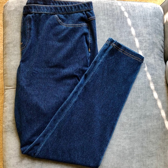 hue essential denim leggings